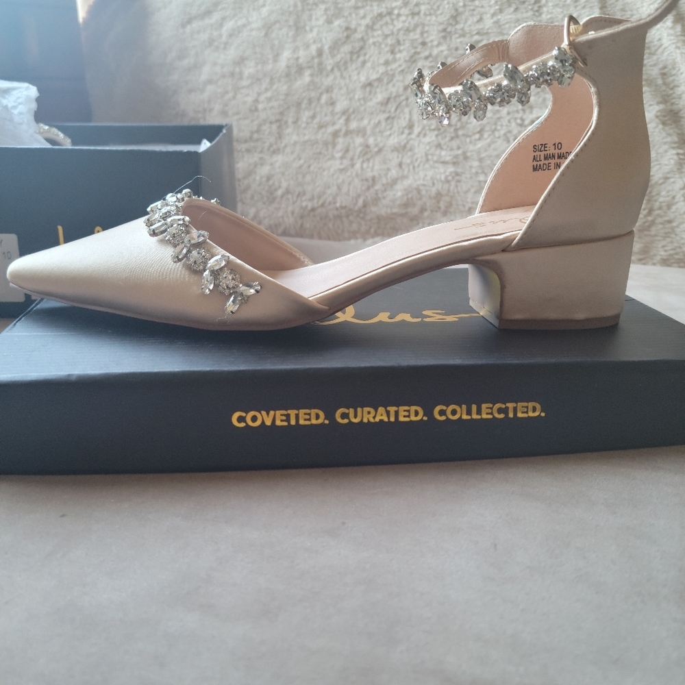 Low Heel Ankle Strap Bridal Shoes